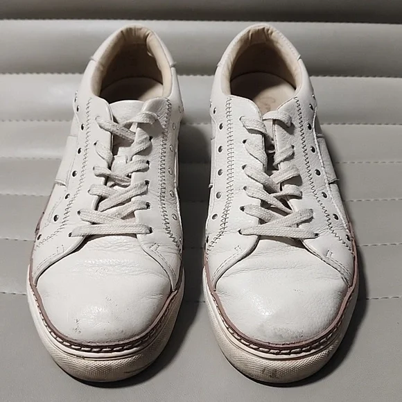 CROWN VINTAGE Kalinda Sneakers Size 7 Studs Chunky Bone Ivory Leather - Picture 3 of 13